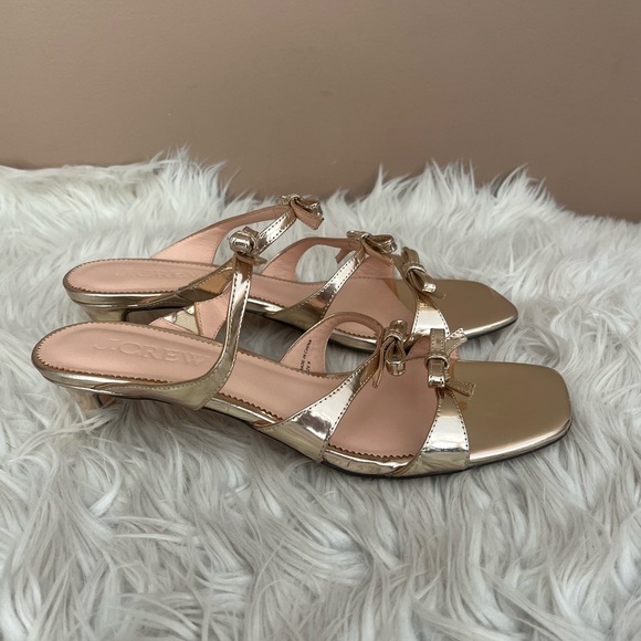 {J. Crew} Zadie Metallic Leather Bow-Strap Kitten Heel Sandals in Gold - Size 8 - Picture 5 of 12